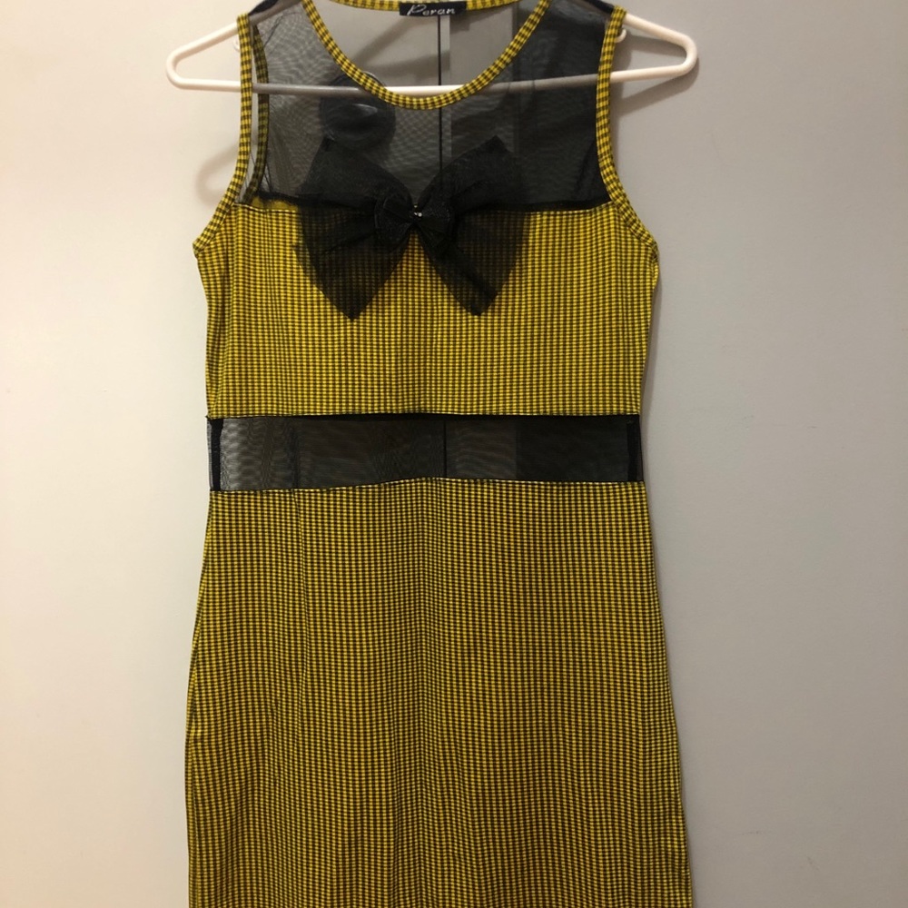 Yellow dress